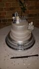 Two tier wedding cake.